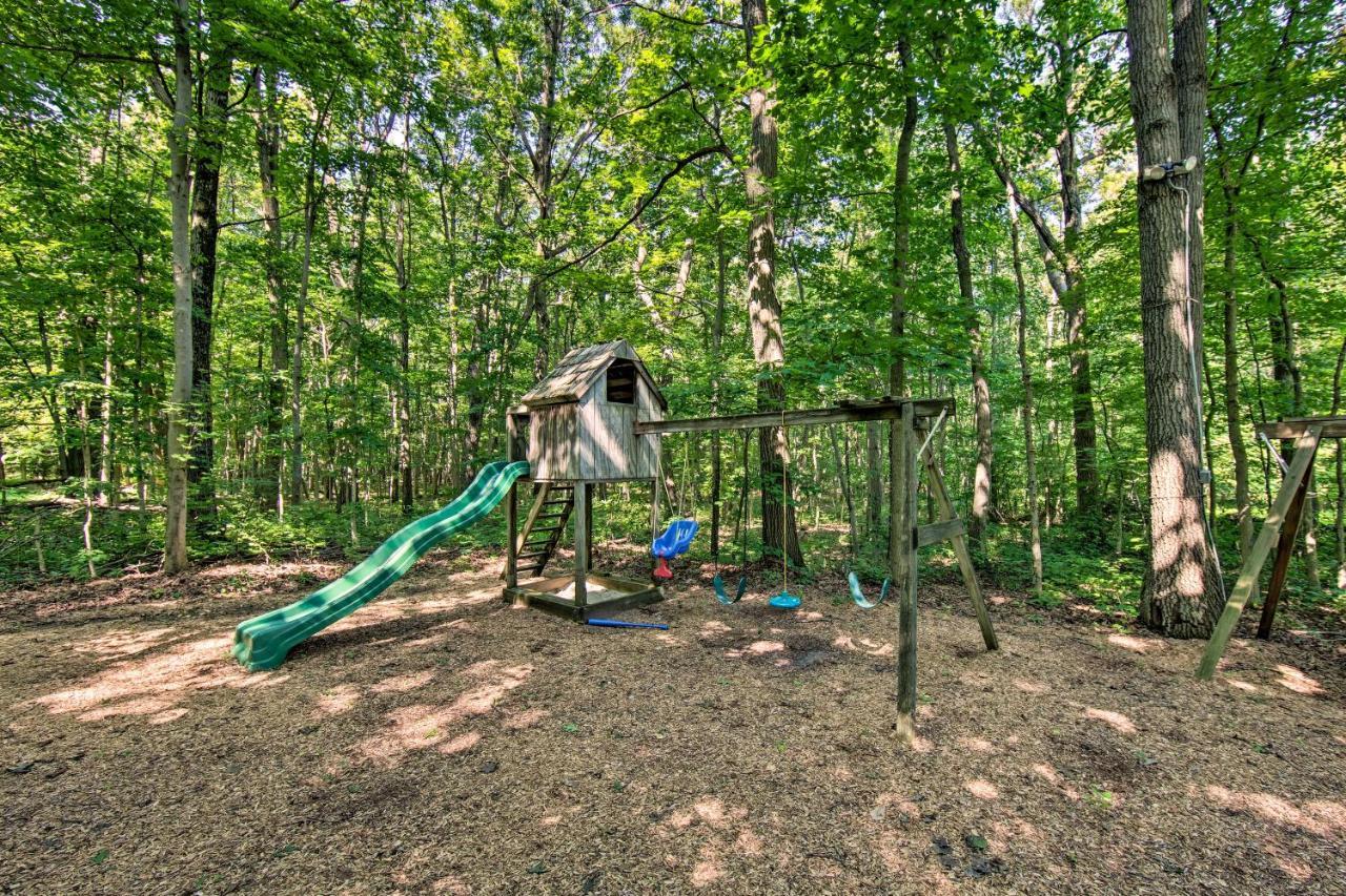 Cozy Garden Room In Welsh Mountain Suites! New Holland Exteriör bild